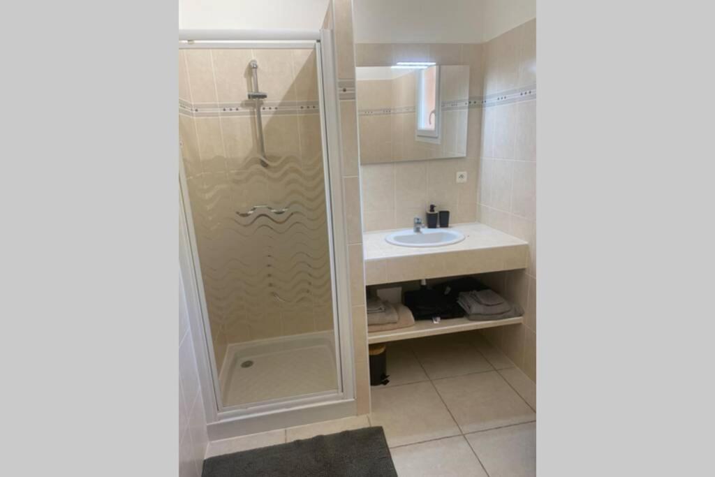 BastelicacciaJoli F3 De 60M2 Avec Balconアパートメント エクステリア 写真